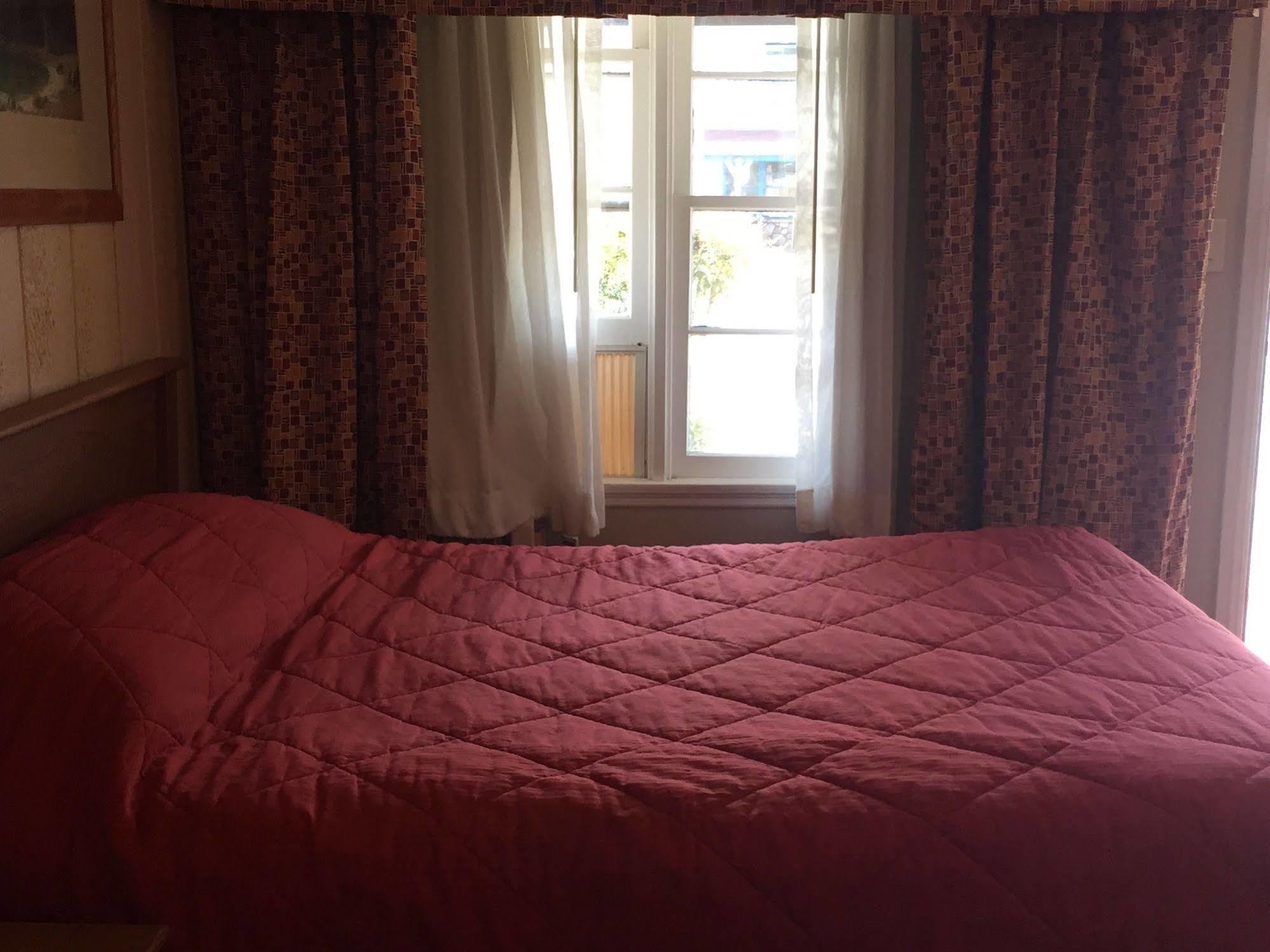 Townhouse Motel Бішоп Екстер'єр фото